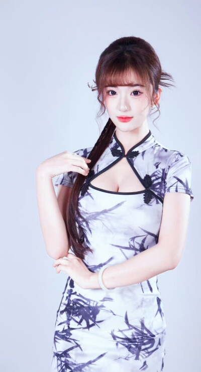 阚琳娜