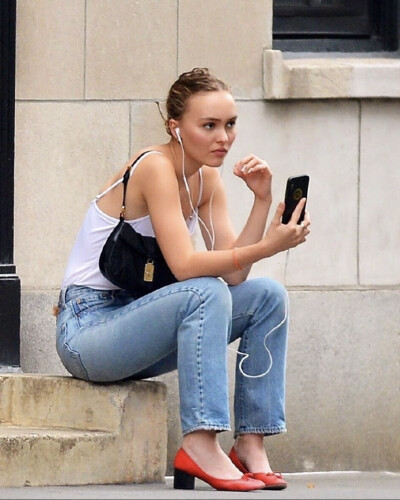 Lily-Rose Depp 
