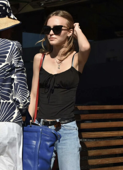 Lily-Rose Depp 