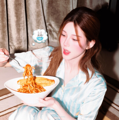 赵露思