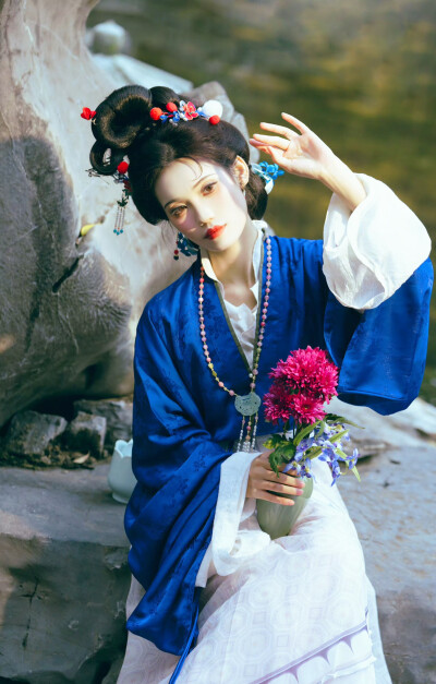 庄周与蝴蝶，终于，不分彼此。