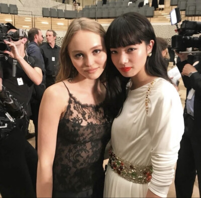 Lily-Rose Depp 