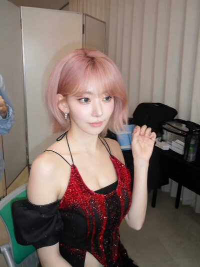 宮脇咲良INS更新