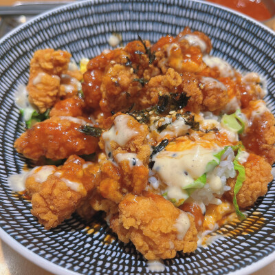 炸鸡盖饭