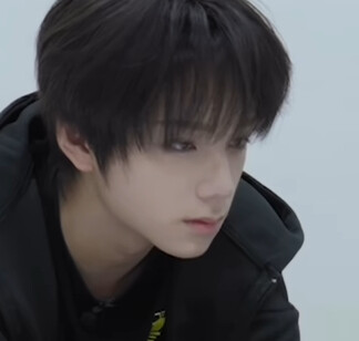 王橹杰