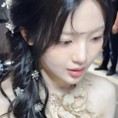 是我在制造眼泪居然想救世