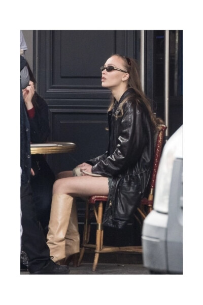 Lily-Rose Depp 