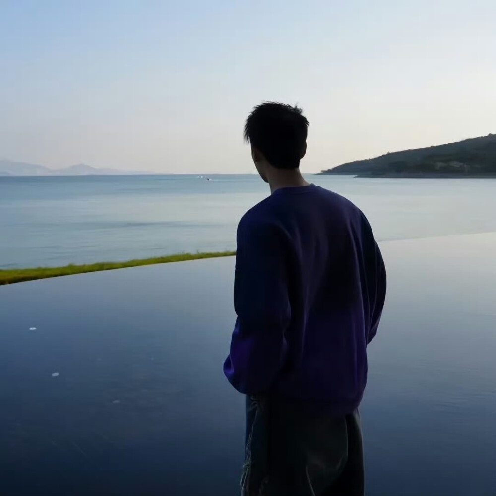 头像｜男头 我只是不知道怎么表达 并不是不在意你