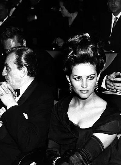 克劳迪娅·卡汀娜 Claudia Cardinale