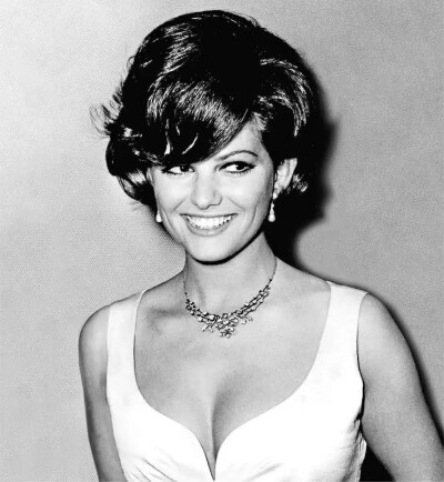 克劳迪娅·卡汀娜 Claudia Cardinale