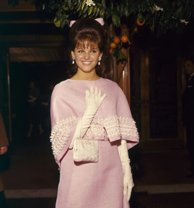 克劳迪娅·卡汀娜 Claudia Cardinale
