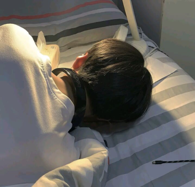 头像丨男头 好不好给我个拥抱