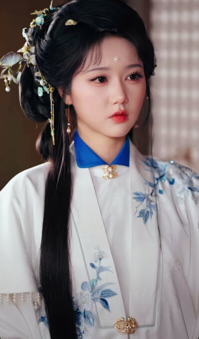 岳雨婷