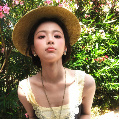 杨超越