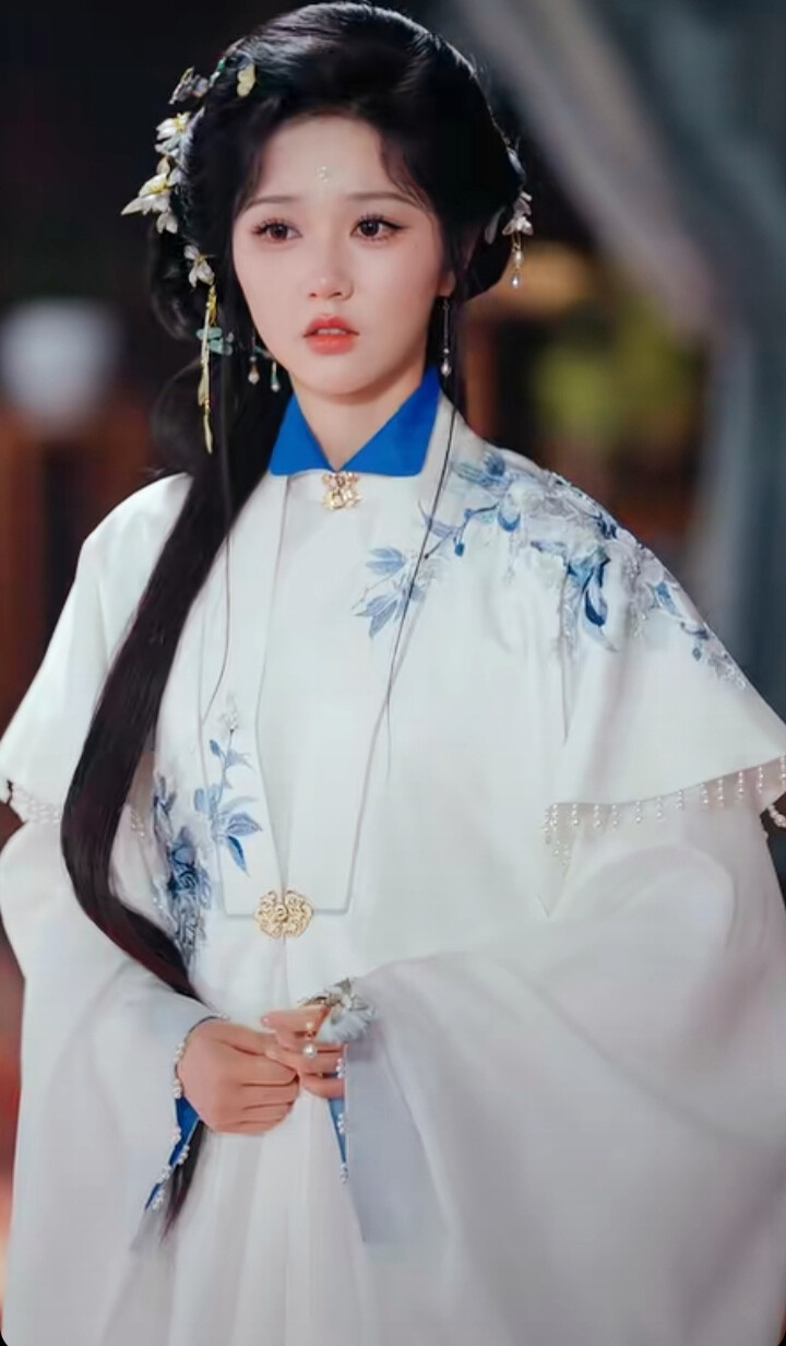 岳雨婷