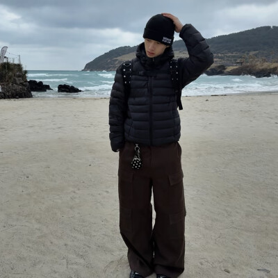 头像丨男头 我不愿再停留 我决定向前走