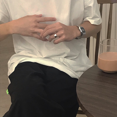 头像丨男头 如果缘分够的话我希望能陪你到最后