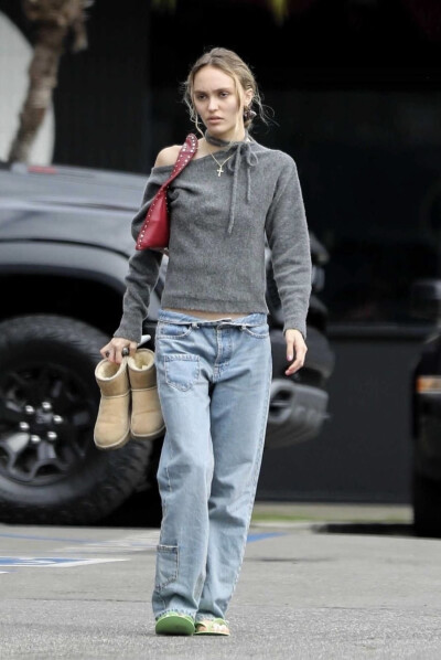 Lily-Rose Depp 