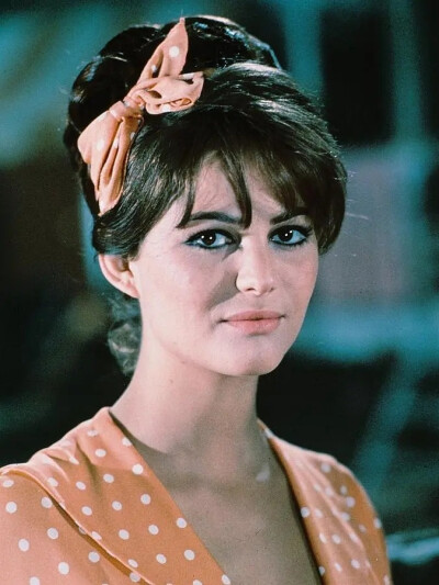 克劳迪娅·卡汀娜 Claudia Cardinale