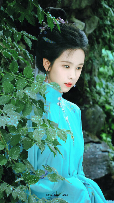 陈都灵