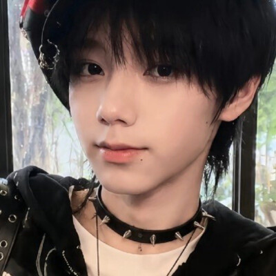 王橹杰