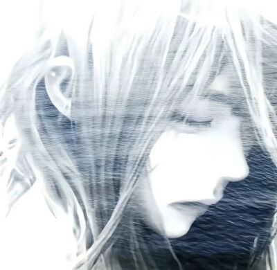 女