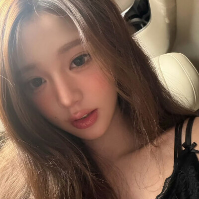 张元英