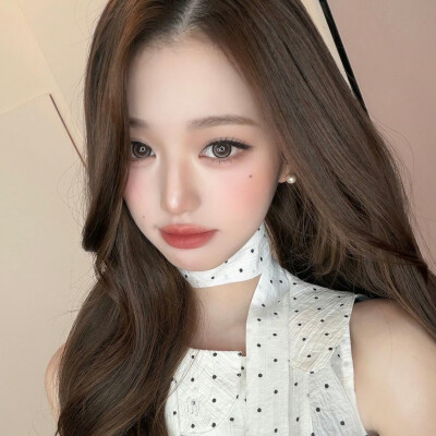 张元英
