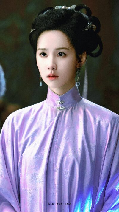 陈都灵