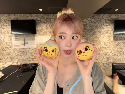 宫胁咲良