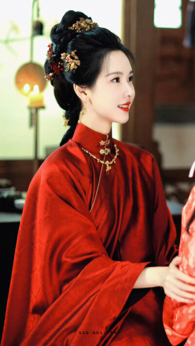 陈都灵