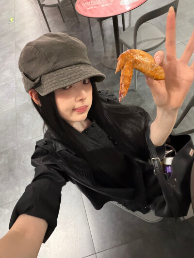 杨超越