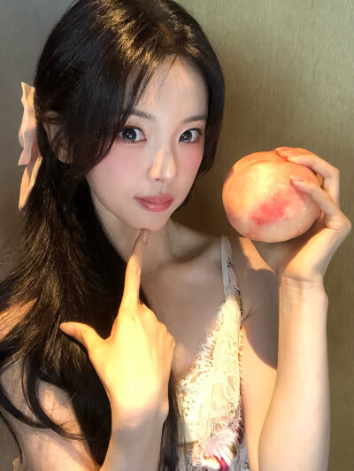 杨超越
