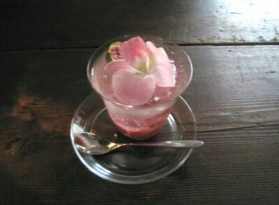 粉色系
