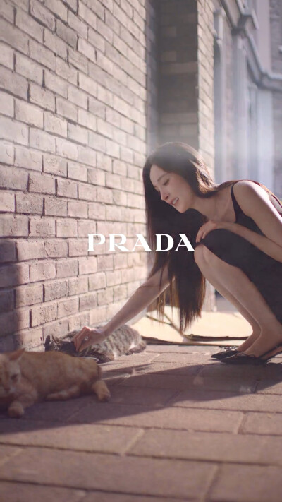杨幂/Prada香氛代言人