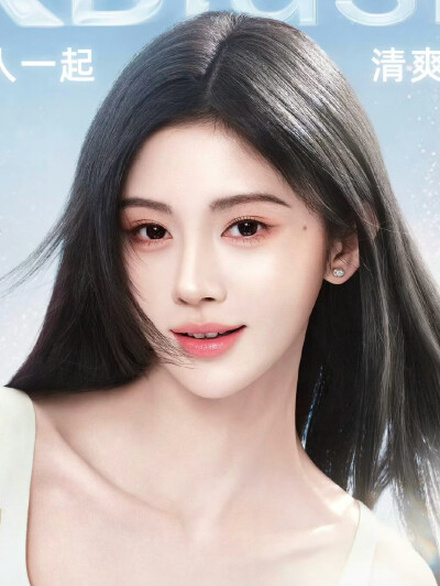 鞠婧祎