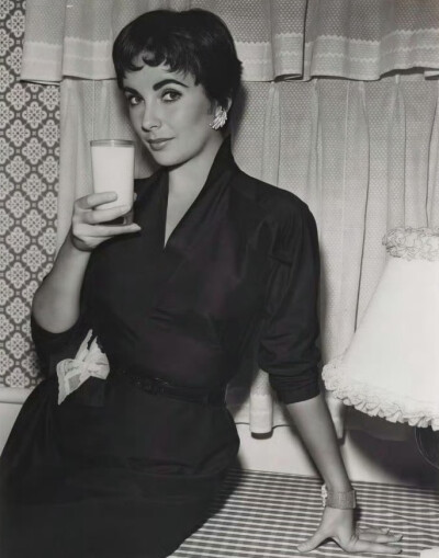 Elizabeth Taylor ​​​