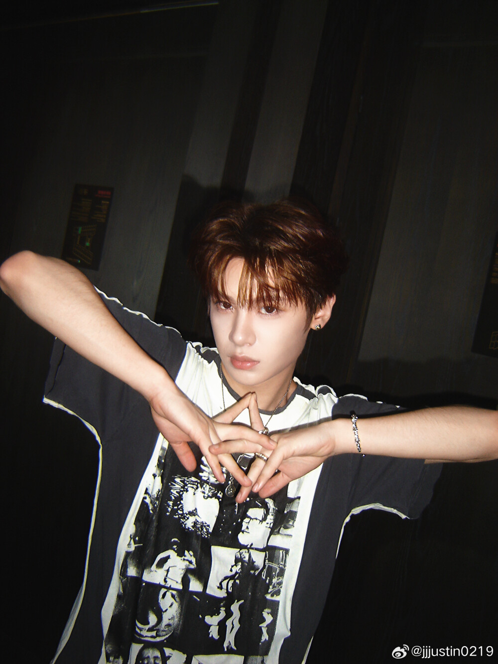 黄明昊