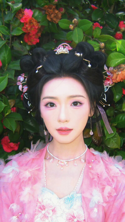 我全家都是恋爱脑 王云云