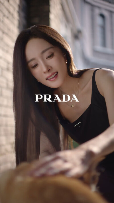 杨幂/Prada香氛代言人