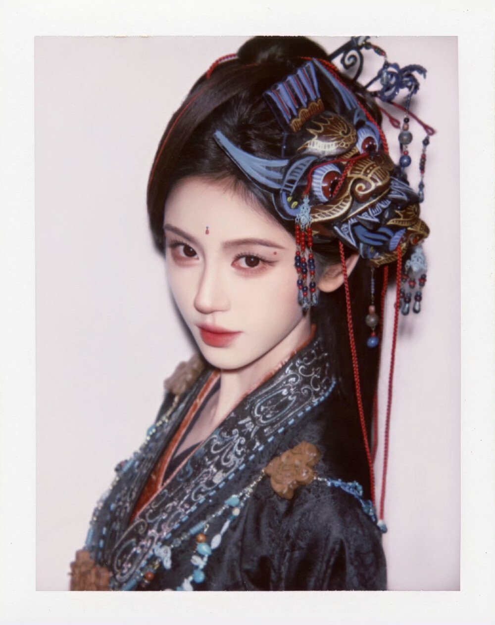 鞠婧祎