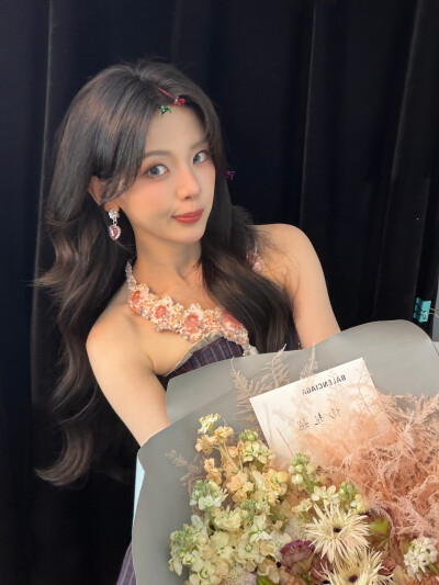 杨超越
