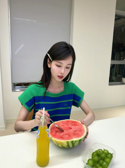 陈都灵