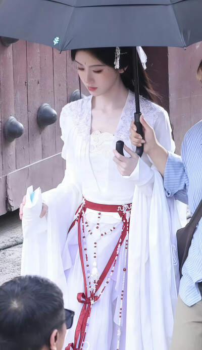 鞠婧祎
