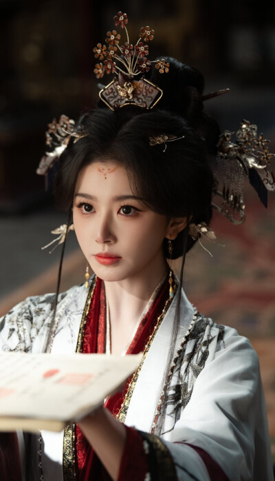 孔雪儿《昭阳公主》昭阳公主李述