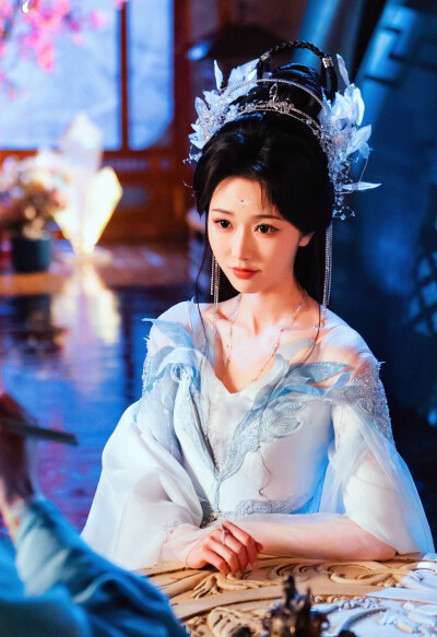 岳雨婷
