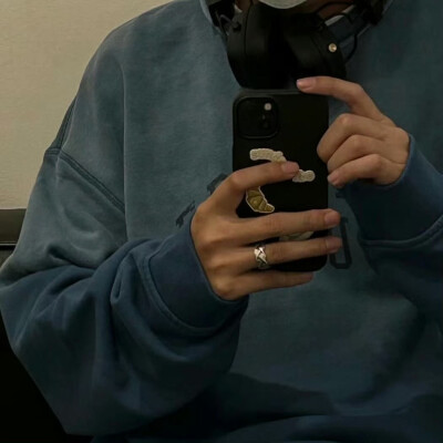 头像丨男头 我讨厌别人磨我性子 任何人都是