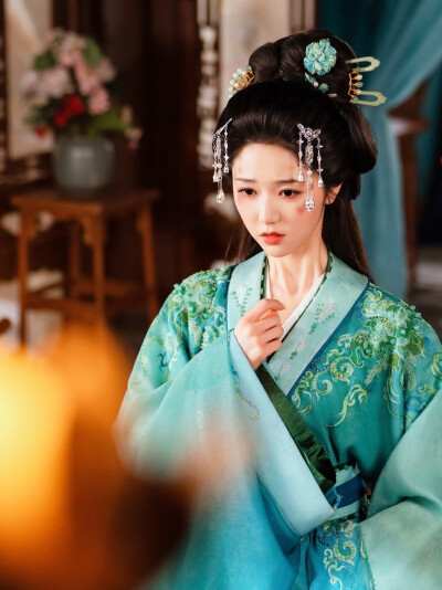 岳雨婷