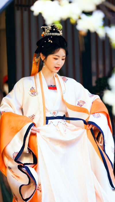 田曦薇