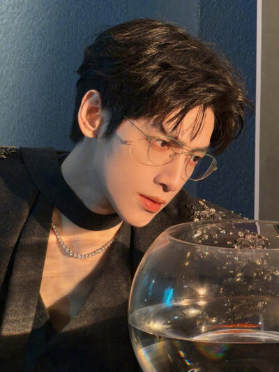 罗云熙
